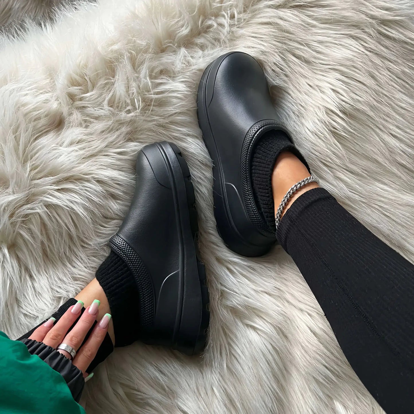 Vilorina™ Cozy Clogs